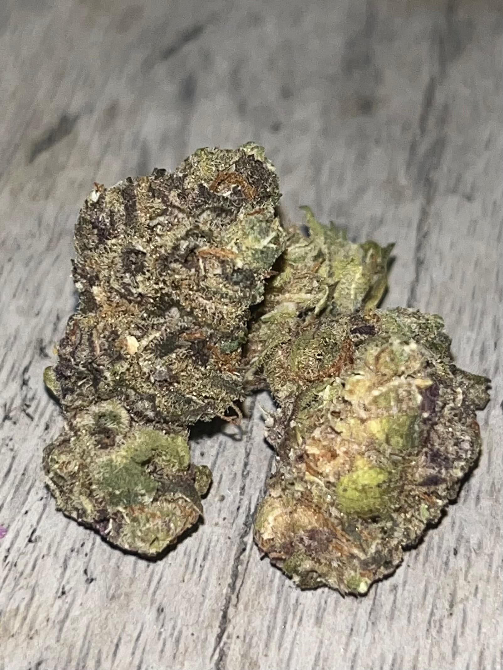 Cap Junky weed experiment bud โ THC 28%