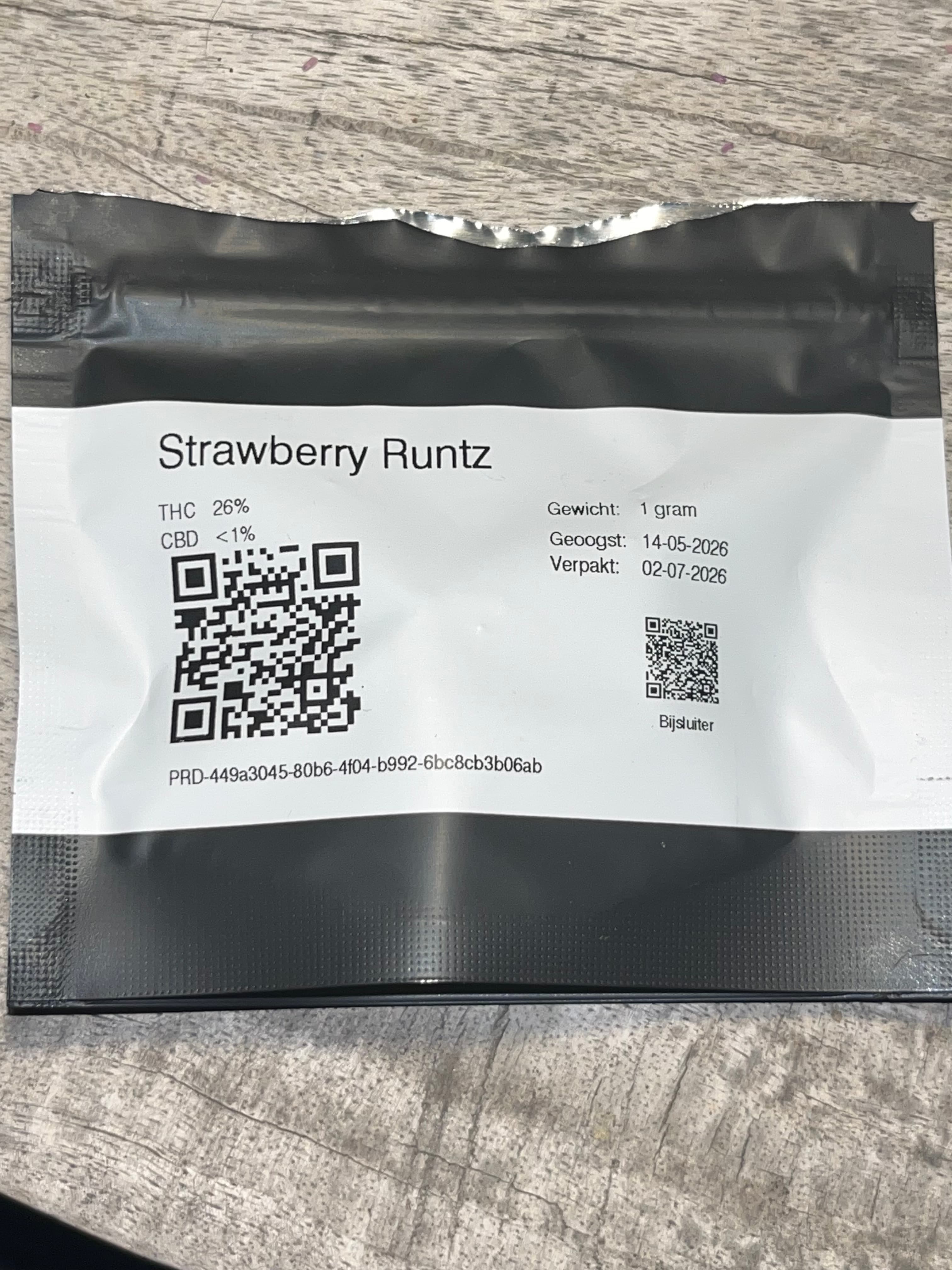 Strawberry Runtz wiet experiment packaging โ Growery