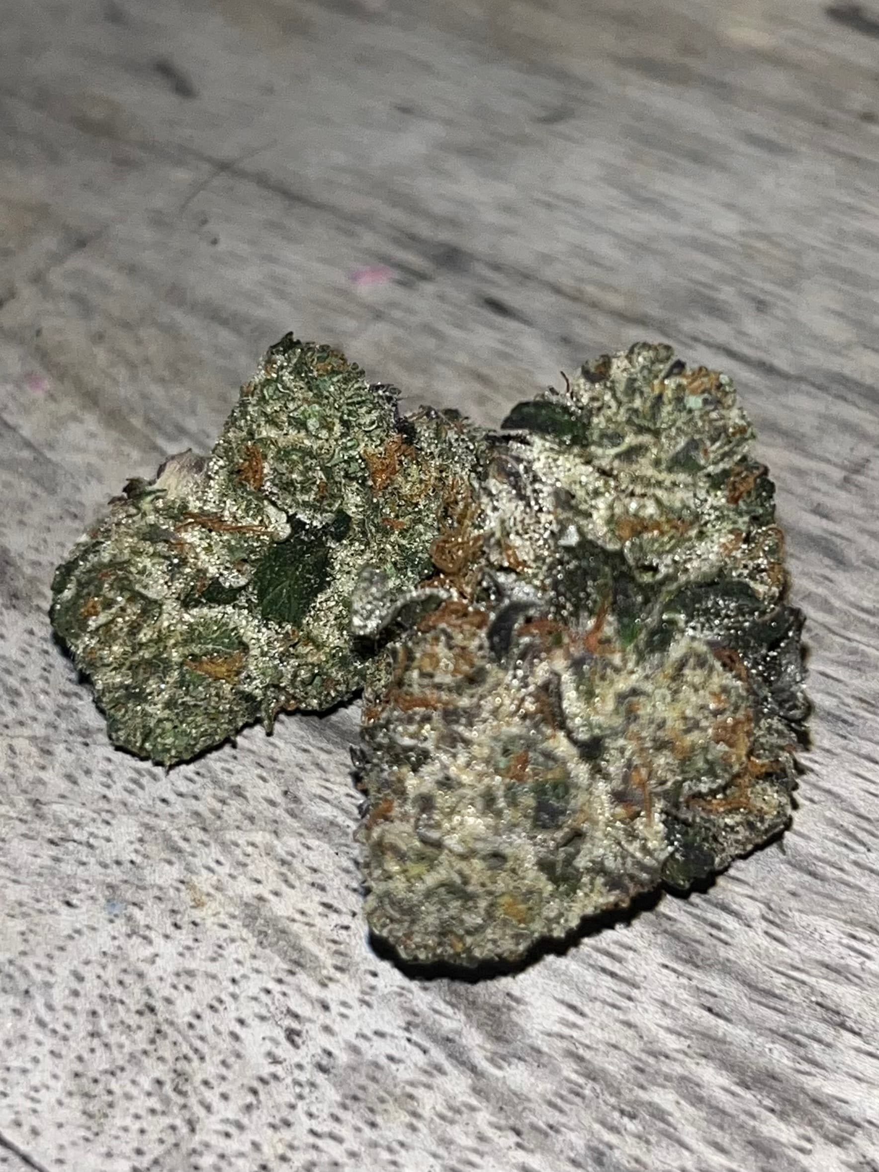 Strawberry Runtz wiet experiment strain