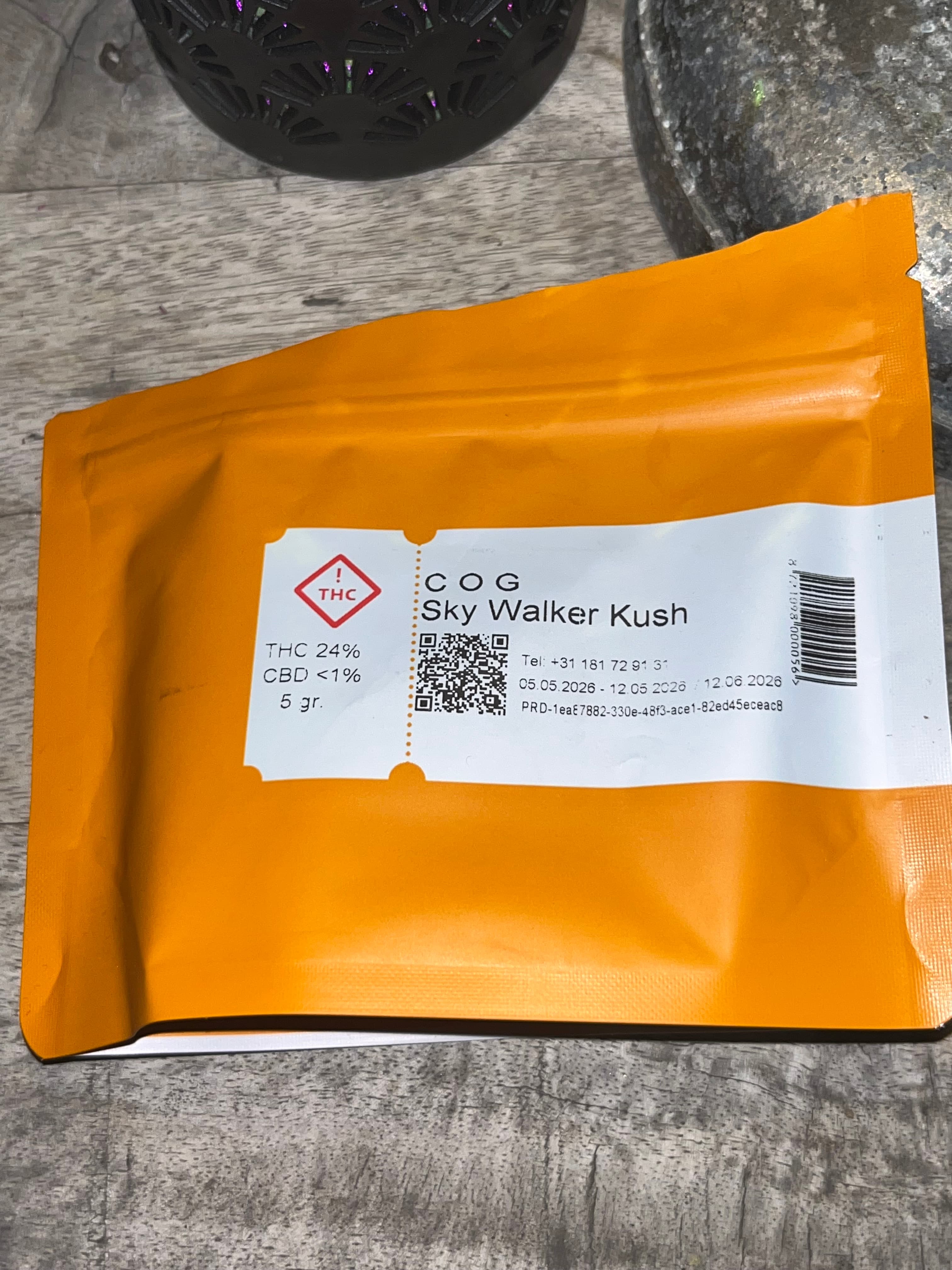 Sky Walker Kush wiet experiment packaging โ Canadelaar